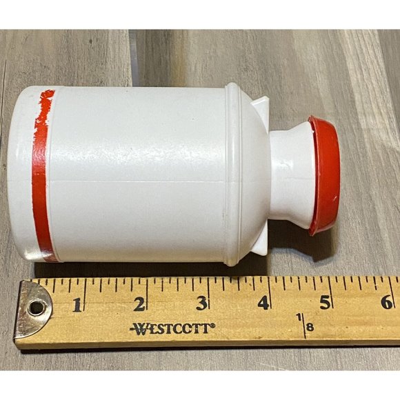 Vintage Plastic Milk Can Cream Container Pourer Made in USA Red White - Picture 8 of 8